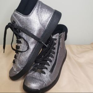 UGG Silver Sparkling Boots. Swift Style